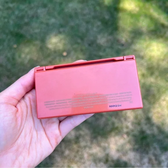 Urban Decay Naked Petite Heat Mini Eyeshadow Palette - Picture 5 of 5